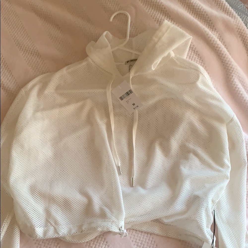 Basic Top / White